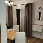 Domek przy lesie